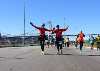 Correndo a meia maratona de Floripa